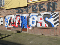 829579 Afbeelding van graffiti met een gestileerde tekst en de tekst STEEN ('Steen' is de Utrechtse rapper Stijn ...